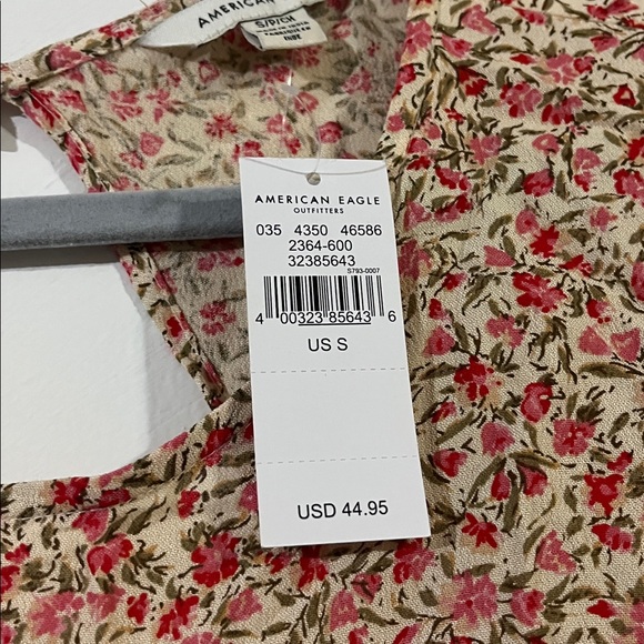 NWT American Eagle Outfitters Floral Blouse - Picture 4 of 5